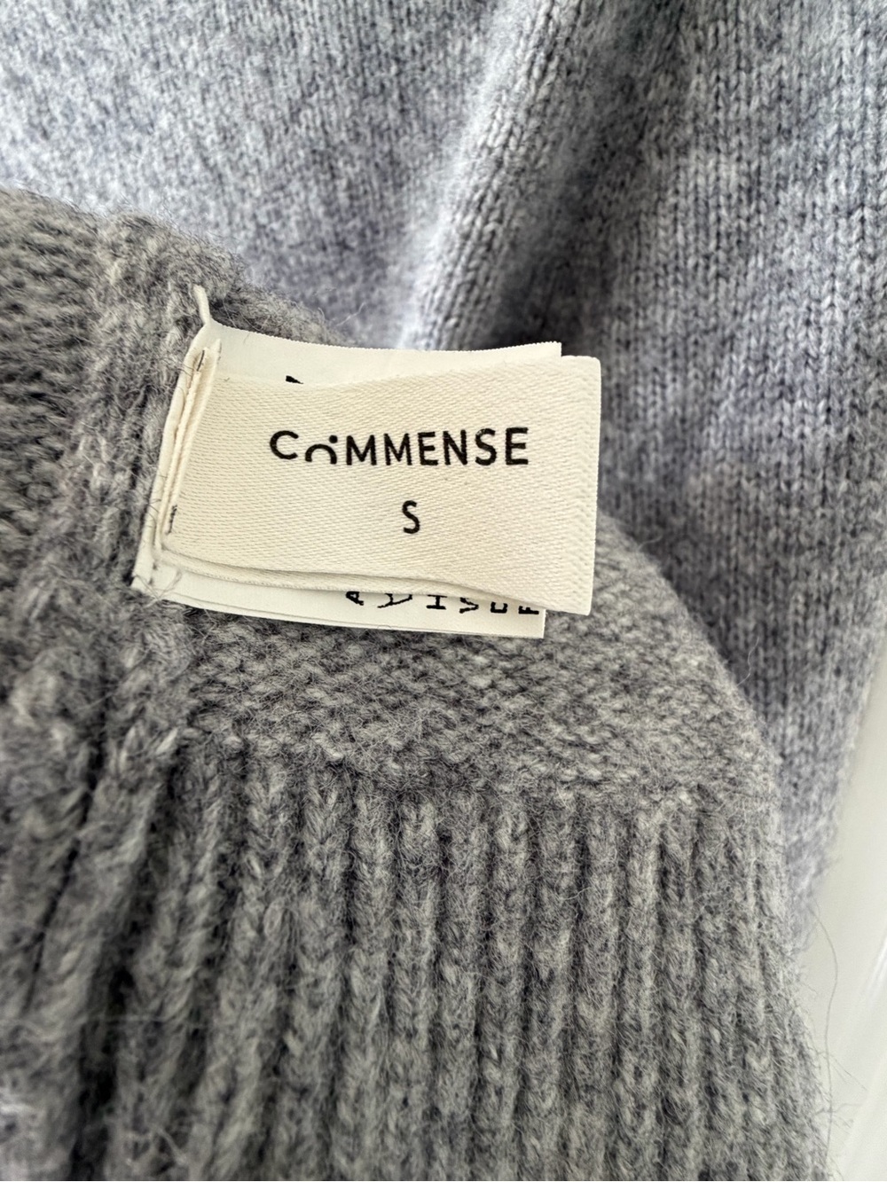 Commense Grey Knit Sweater - Picture 4 of 4